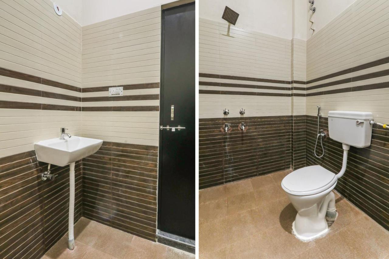 Oyo 64632 Laxmi Palace Hotel Hospet Ngoại thất bức ảnh