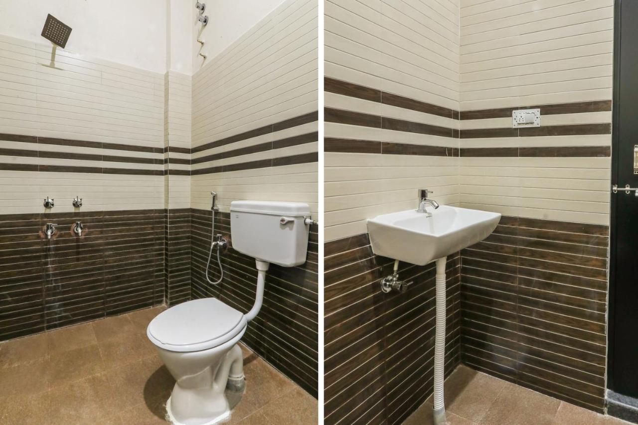 Oyo 64632 Laxmi Palace Hotel Hospet Ngoại thất bức ảnh
